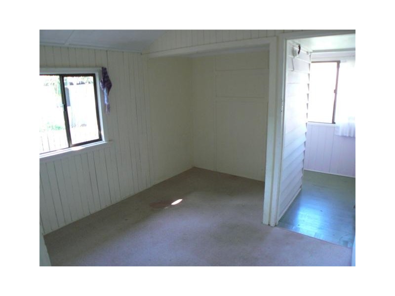 519 Charlton Esplanade, Urangan QLD 4655