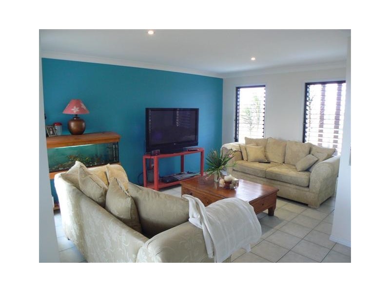 18 Brahminy Ct, River Heads QLD 4655