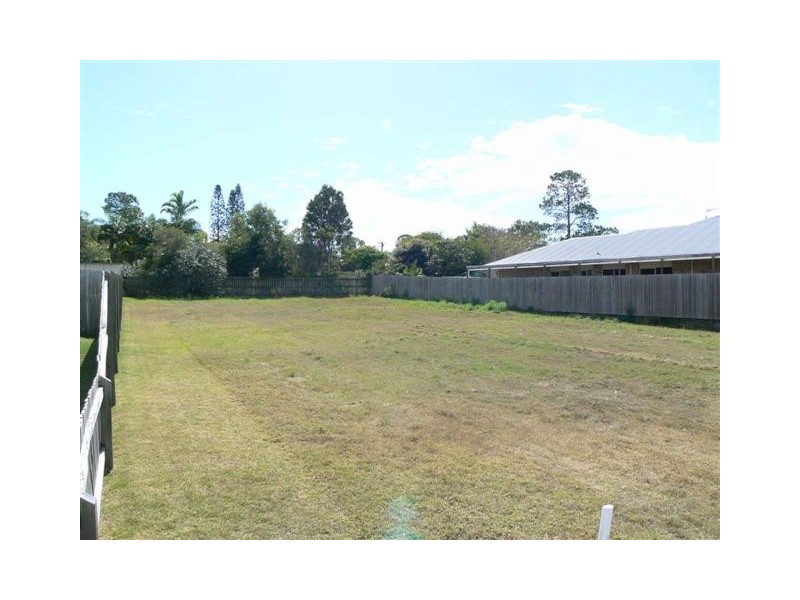 5 Montrose Close, Point Vernon QLD 4655