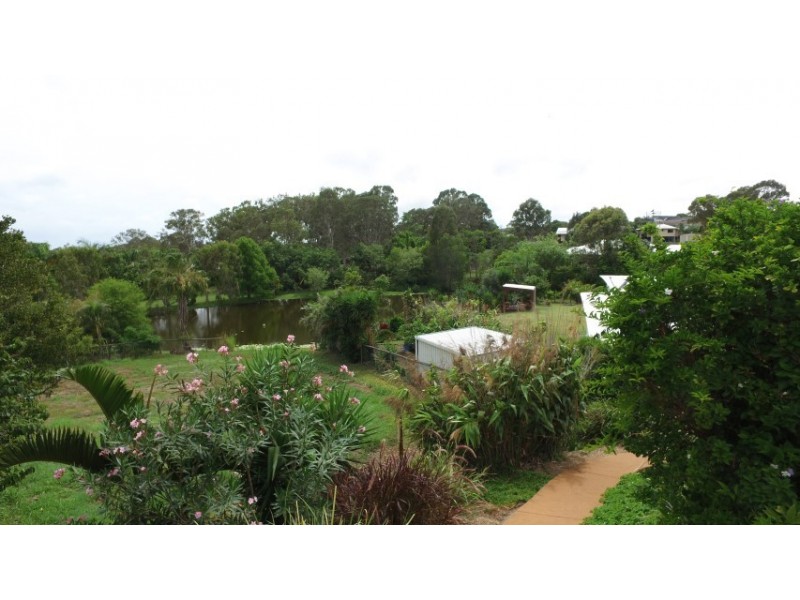 5 Jasmine Court, Dundowran Beach QLD 4655