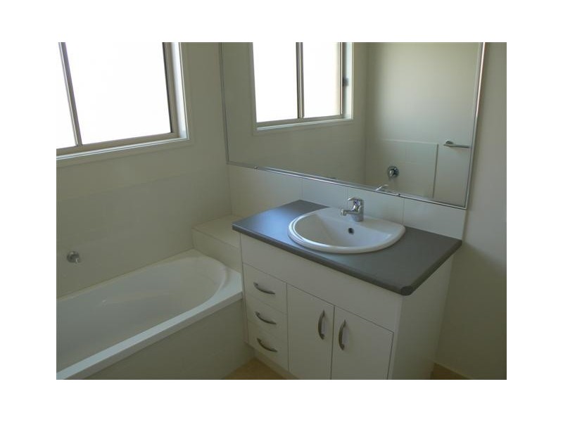 Unit 1/7 Pembridge Cct (L261), Urraween QLD 4655