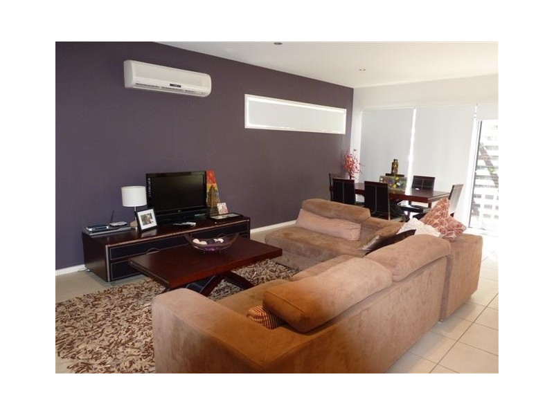 9/136  Pulgul Street, Urangan QLD 4655