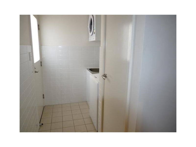 9/136  Pulgul Street, Urangan QLD 4655