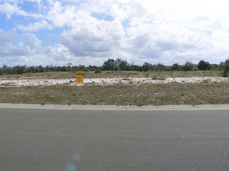 67 Beach Road, Burrum Heads QLD 4659