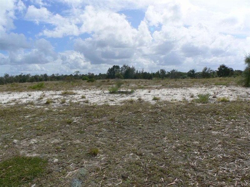 67 Beach Road, Burrum Heads QLD 4659