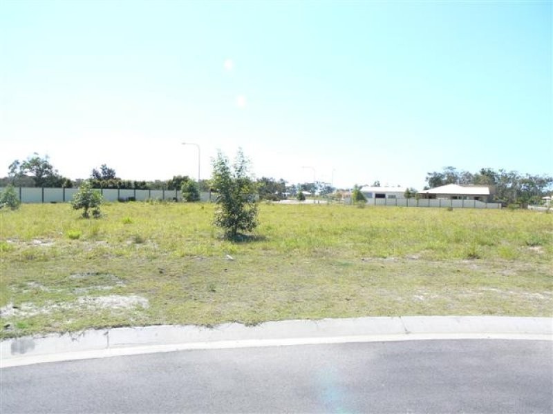 16 Sandcastles Circuit, Burrum Heads QLD 4659