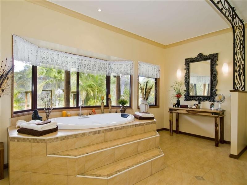 25 Shore Rd West, Booral QLD 4655