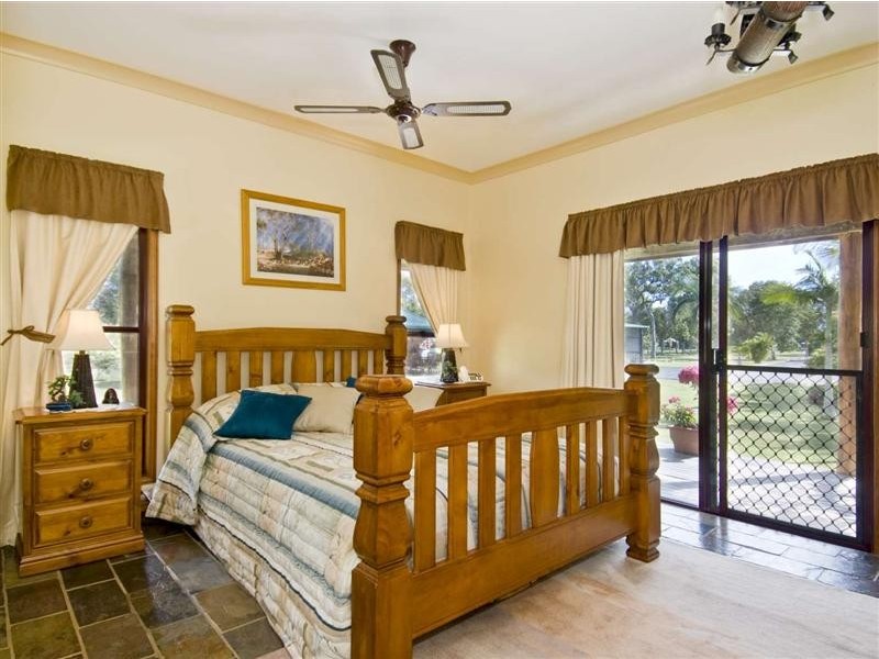 25 Shore Rd West, Booral QLD 4655