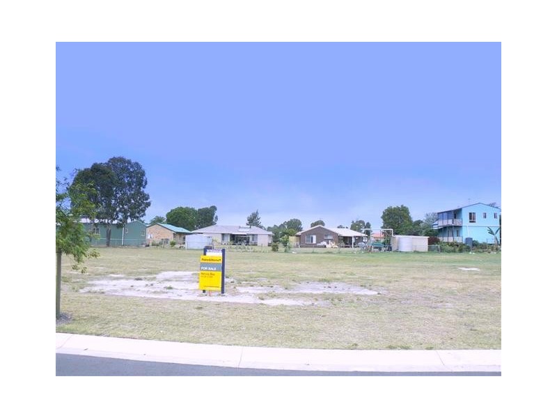 5 Barramundi Drive, Burrum Heads QLD 4659