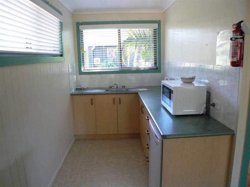 Villa 21/1 Shell St, Urangan QLD 4655