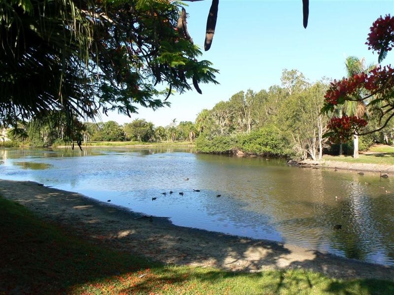 Villa 21/1 Shell St, Urangan QLD 4655