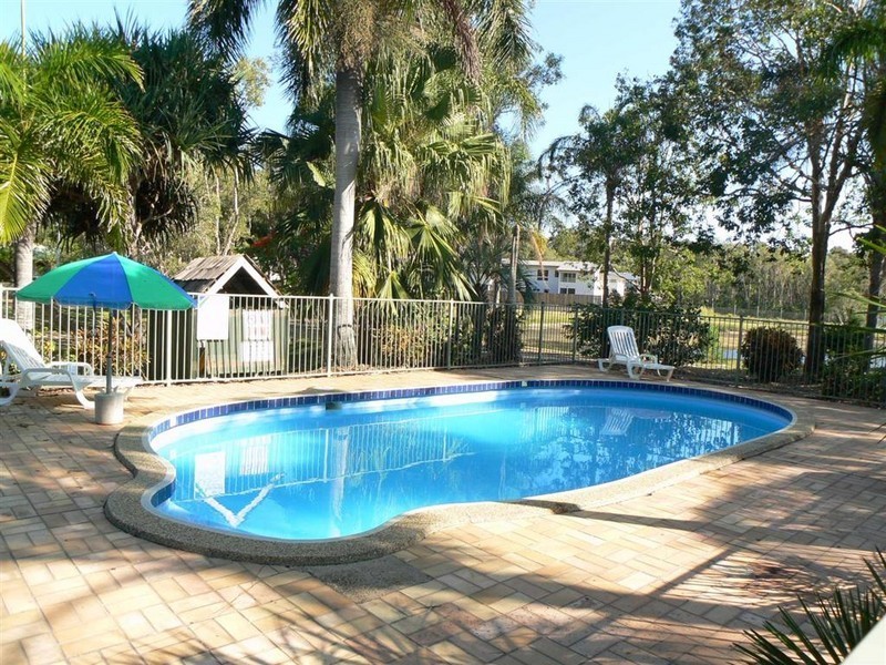 Villa 21/1 Shell St, Urangan QLD 4655