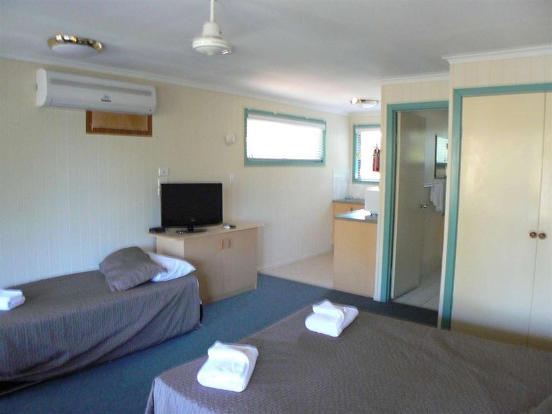 Villa 21/1 Shell St, Urangan QLD 4655