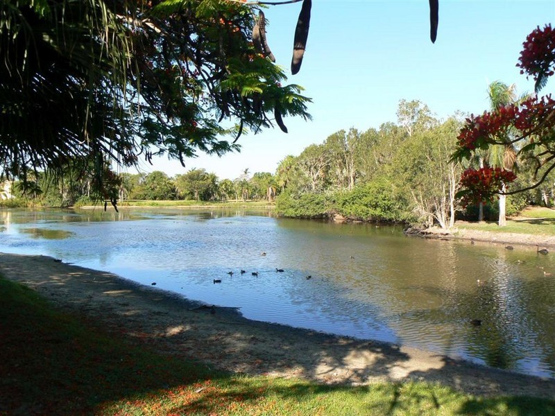 Villa 28/1 Shell St, Urangan QLD 4655