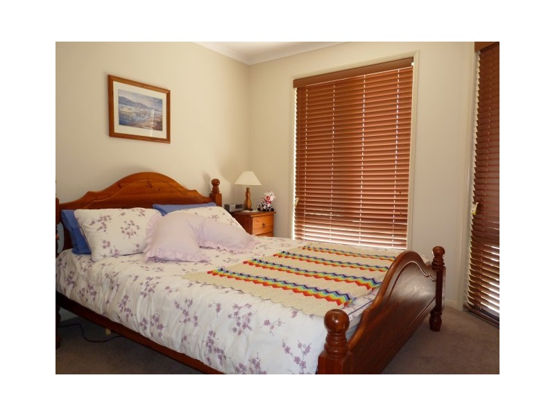 3 Whipbird Court, Urangan QLD 4655