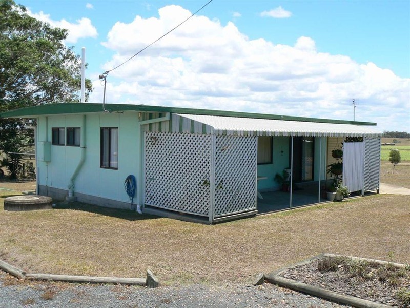 211 Lower Mountain Road, Dundowran QLD 4655