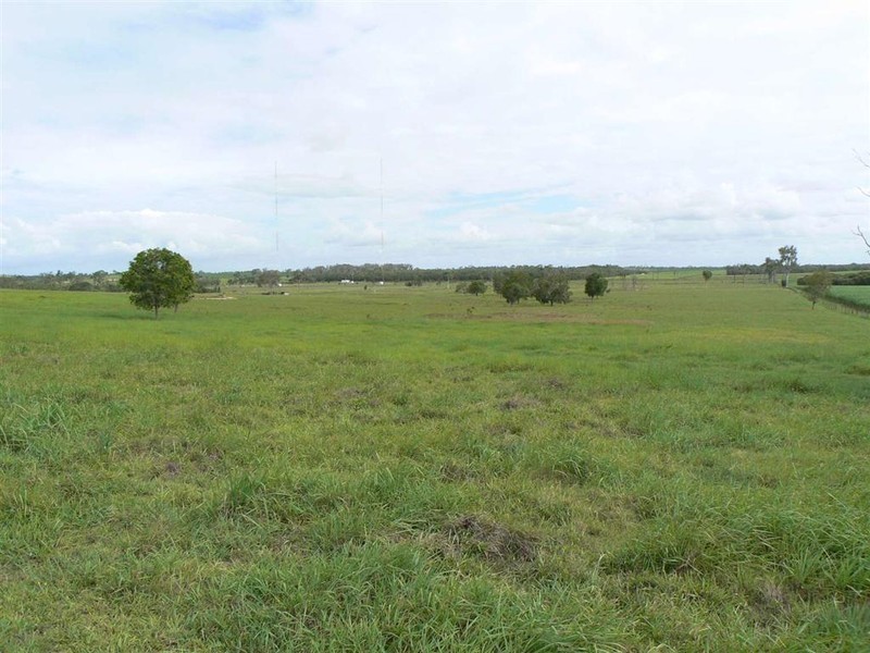 211 Lower Mountain Road, Dundowran QLD 4655