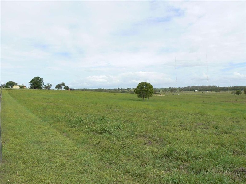211 Lower Mountain Road, Dundowran QLD 4655