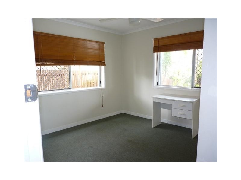 238 Esplanade, Pialba QLD 4655