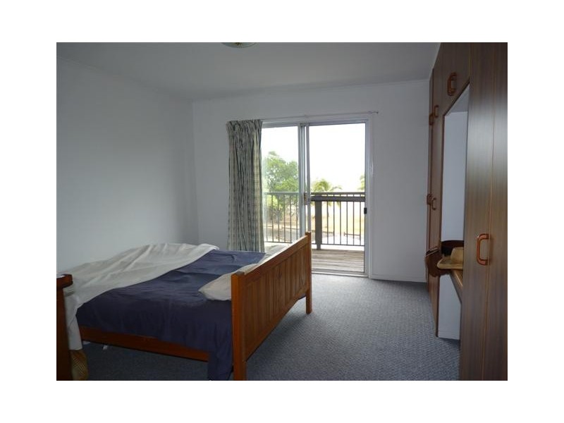 238 Esplanade, Pialba QLD 4655