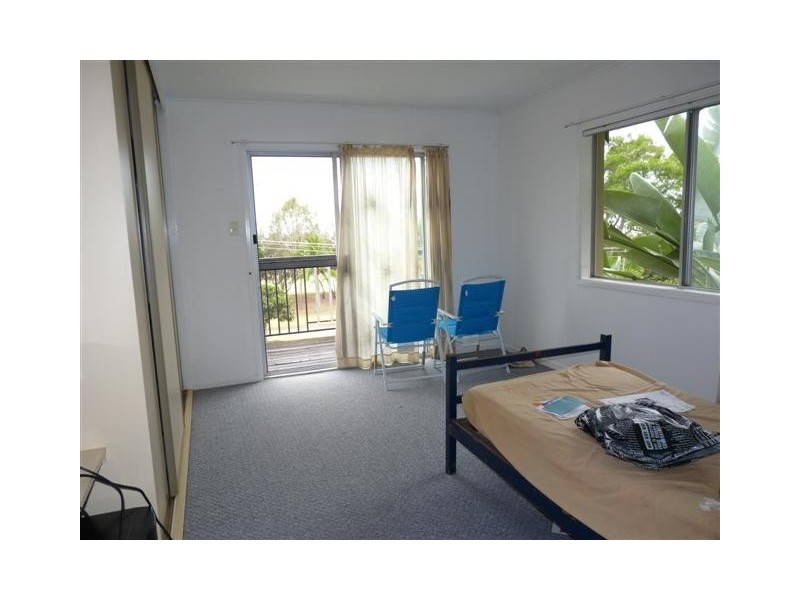 238 Esplanade, Pialba QLD 4655