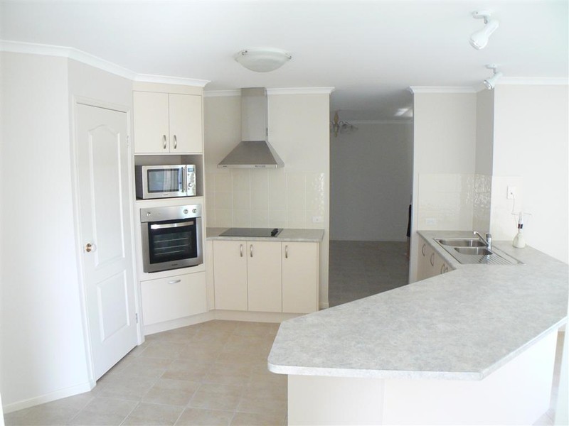 110 Exeter Street, Torquay QLD 4655