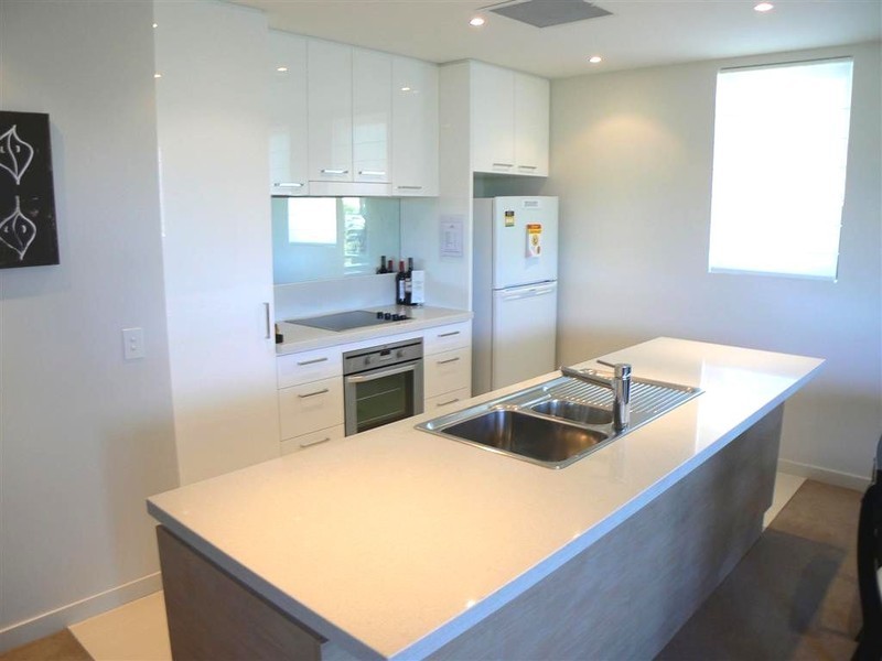 Unit 401/468 Esplanade, Torquay QLD 4655