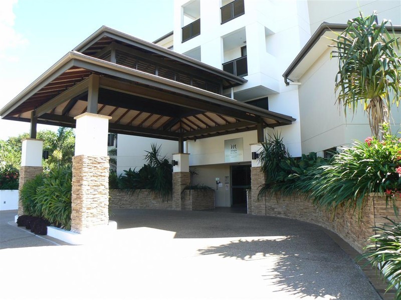 Unit 401/468 Esplanade, Torquay QLD 4655