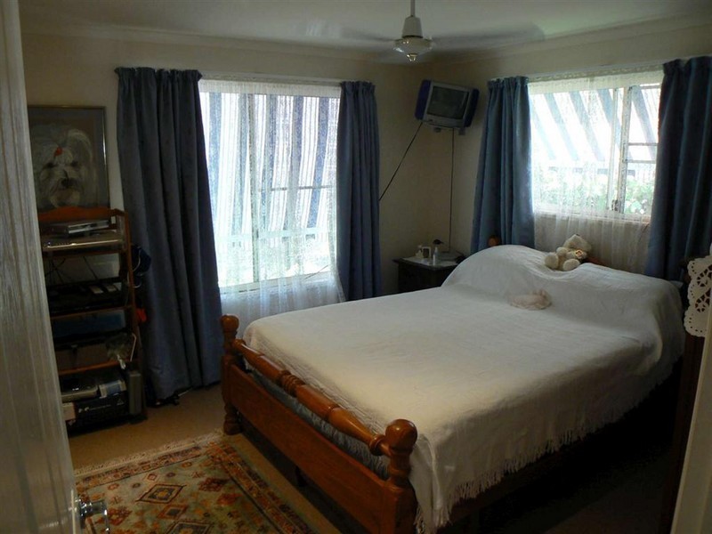 32 Sugar Coast Village, Urangan QLD 4655