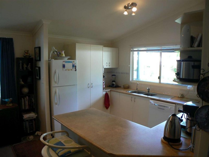 32 Sugar Coast Village, Urangan QLD 4655