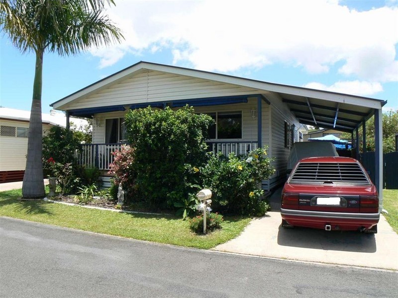 32 Sugar Coast Village, Urangan QLD 4655