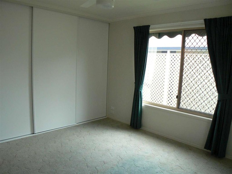 296/7 Bay Dr (Golden Shores), Pialba QLD 4655