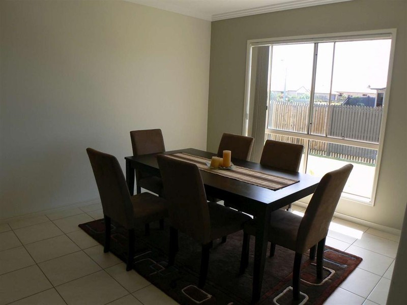 1 Kemble Wy, Urraween QLD 4655