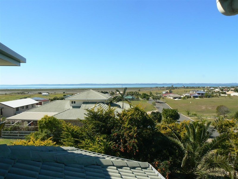219 Cove Boulevard, River Heads QLD 4655