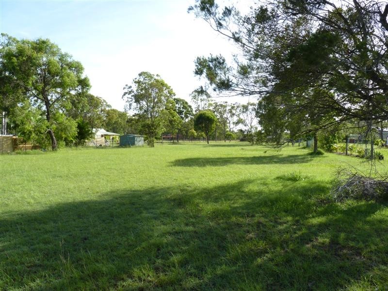 5 Pacific Haven Dr, Howard QLD 4659