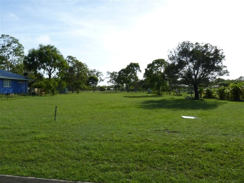 5 Pacific Haven Dr, Howard QLD 4659