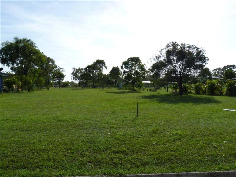 5 Pacific Haven Dr, Howard QLD 4659