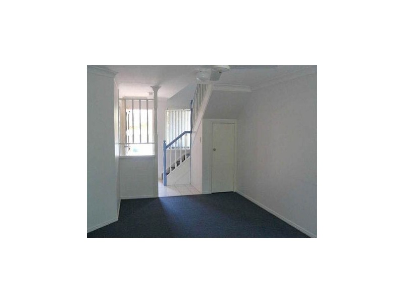 8/178 Torquay Rd, Scarness QLD 4655