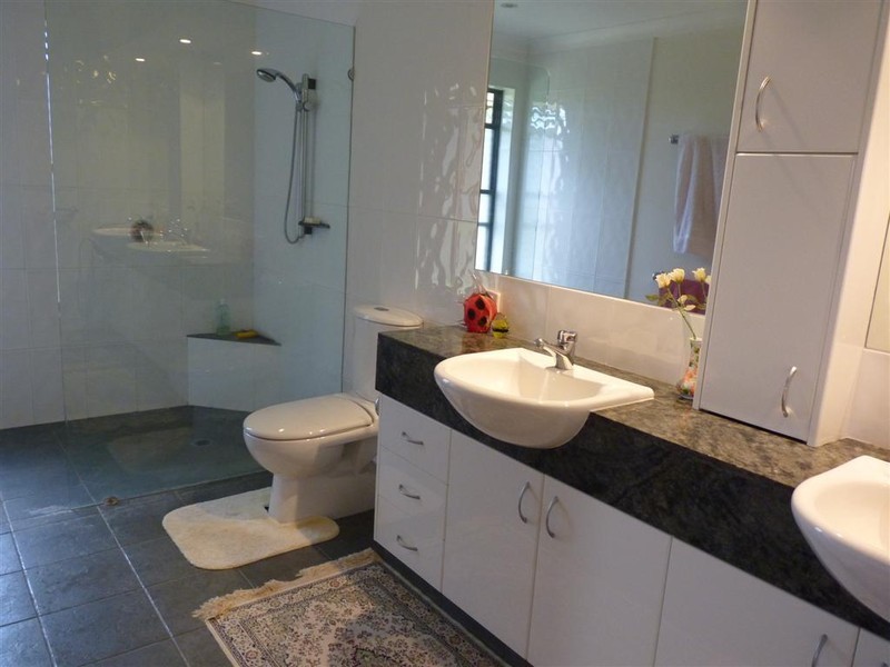 62 Vine Forest Dr, Dundowran Beach QLD 4655