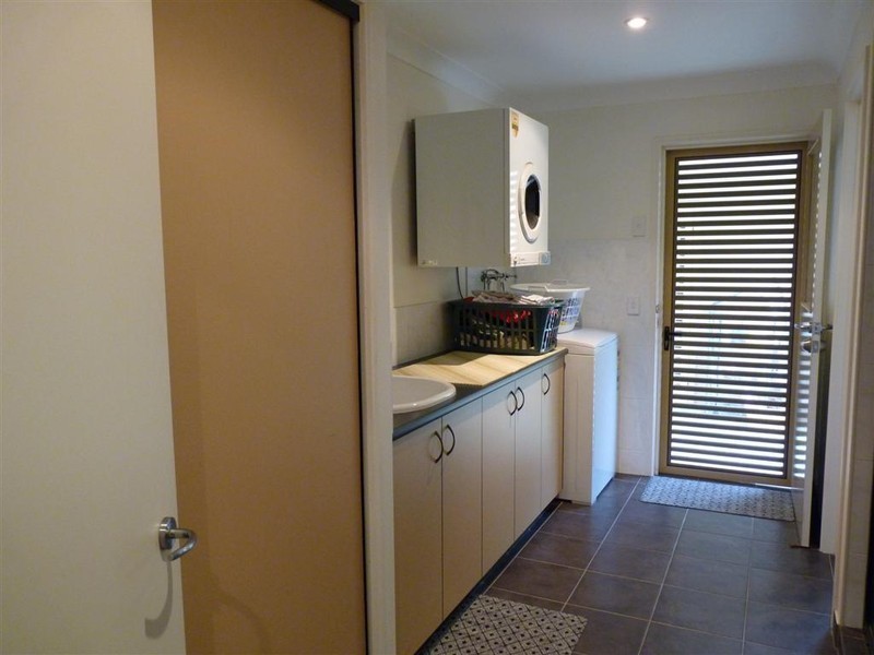 62 Vine Forest Dr, Dundowran Beach QLD 4655