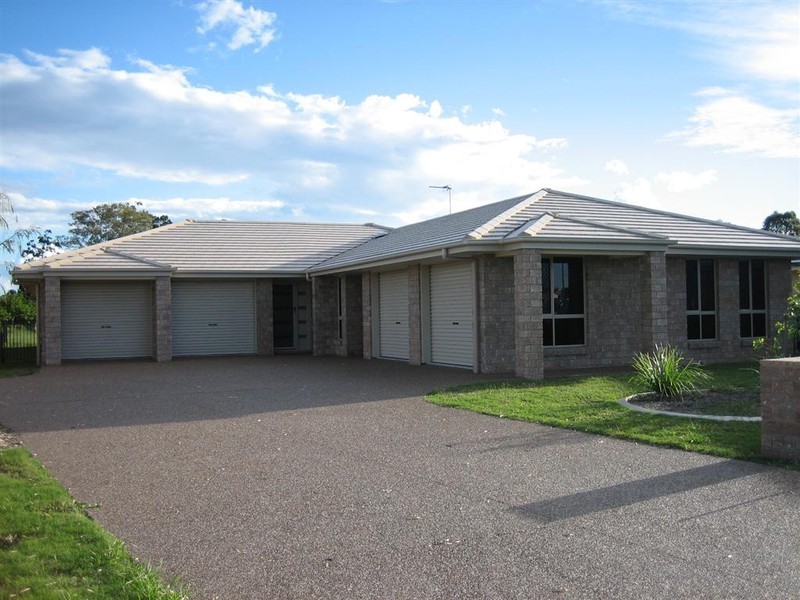 1/14 Fulmar Ct, Burrum Heads QLD 4659