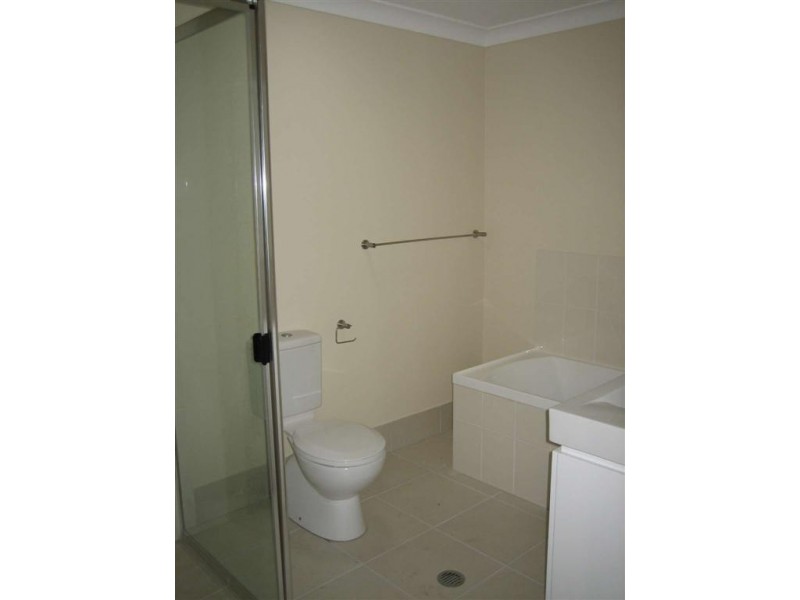1/14 Fulmar Ct, Burrum Heads QLD 4659
