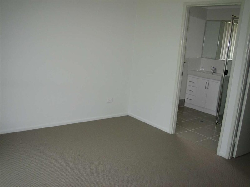 12 Fulmar Ct, Burrum Heads QLD 4659