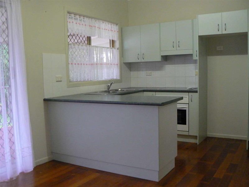 23 Mary St, Scarness QLD 4655