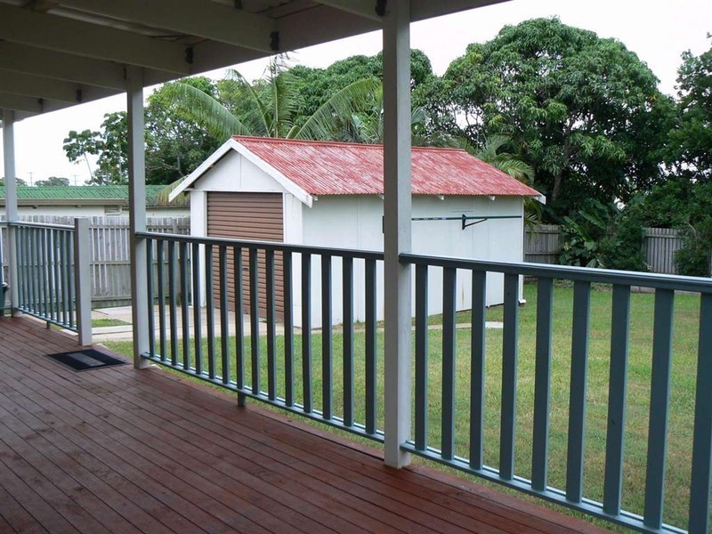 23 Mary St, Scarness QLD 4655