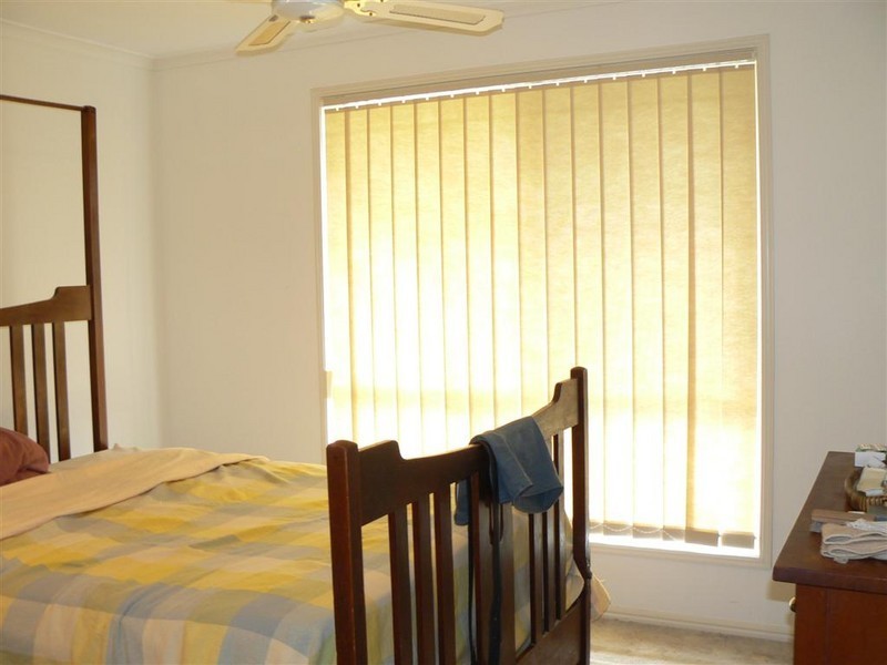 158 Hammond St, Urangan QLD 4655