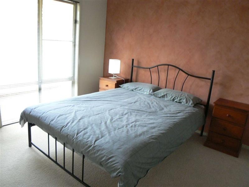 2 Bayley Court, Urraween QLD 4655