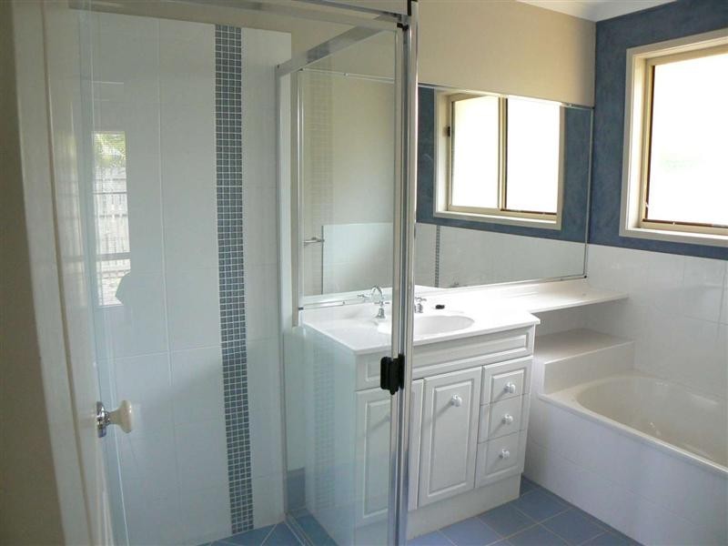 2 Bayley Court, Urraween QLD 4655