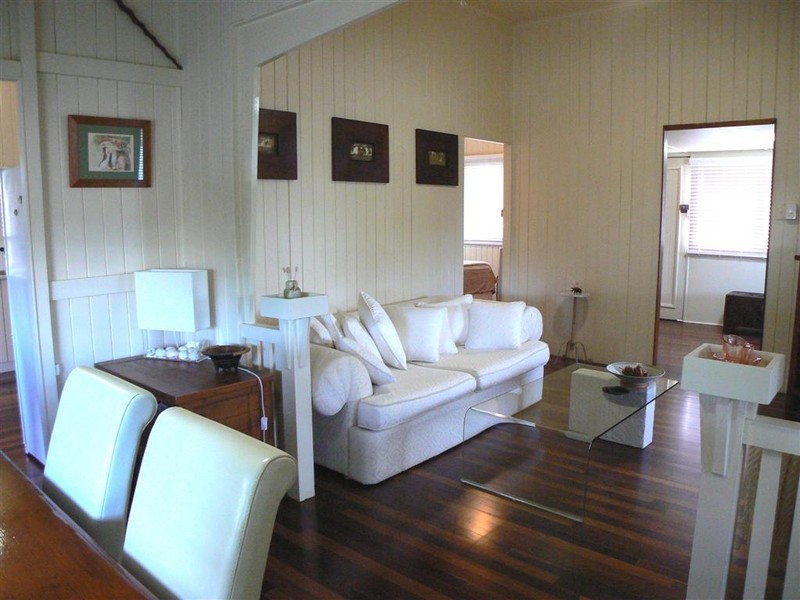 20  Beach Rd, Pialba QLD 4655