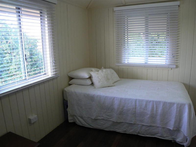 20  Beach Rd, Pialba QLD 4655